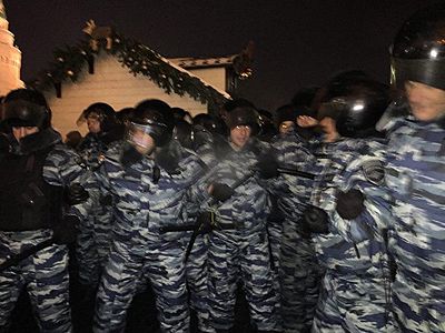 Полиция на Манежной. Фото: twitter.com/manezhka15_1_15